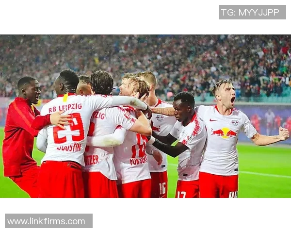 莱比锡红牛客战全胜,稳坐德甲榜首位置 莱比锡红牛客战全胜,稳坐德甲榜首位置