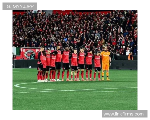 勒沃库森客场大胜弗赖堡，保持完美战绩！