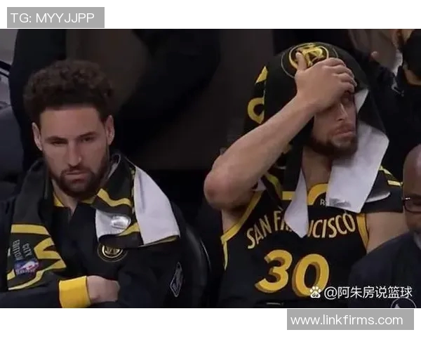 猛龙队主场不敌勇士，略显实力差距