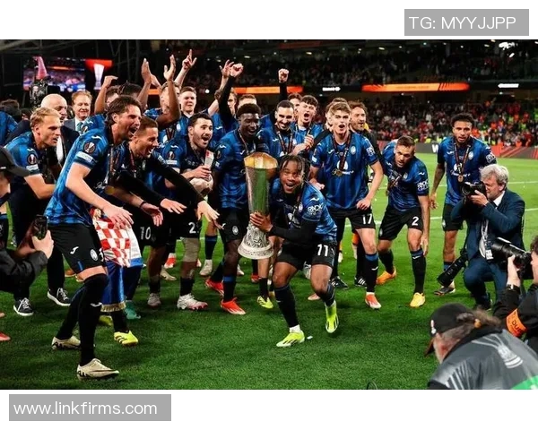 塞维利亚主帅透露阵容调整计划，全力冲刺欧冠佳绩