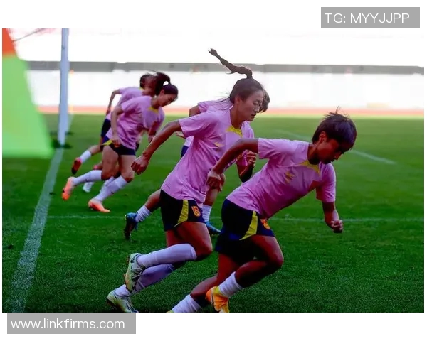 女足世界杯慈善赛在即,中国队加紧备战迎接挑战 女足世界杯慈善赛在即,中国队加紧备战迎接挑战